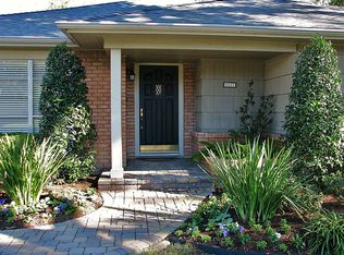 8227 Lorrie Dr, Houston, TX 77025