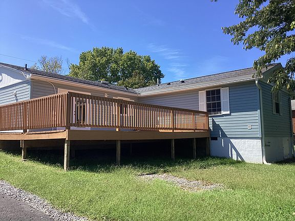 3rd image of 519 Bird Farm Rd