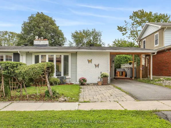 90 Chesterton Dr, Ottawa, ON K2E 5T6