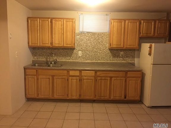 5th image of 2451 24th St