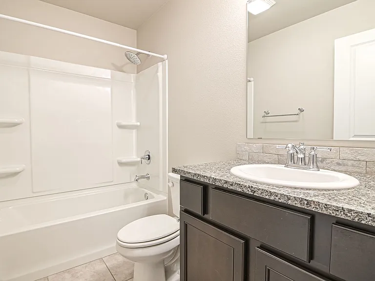 2524 Outlaw Ct — Photo 15
