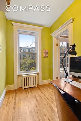 Sold by Compass | media 21