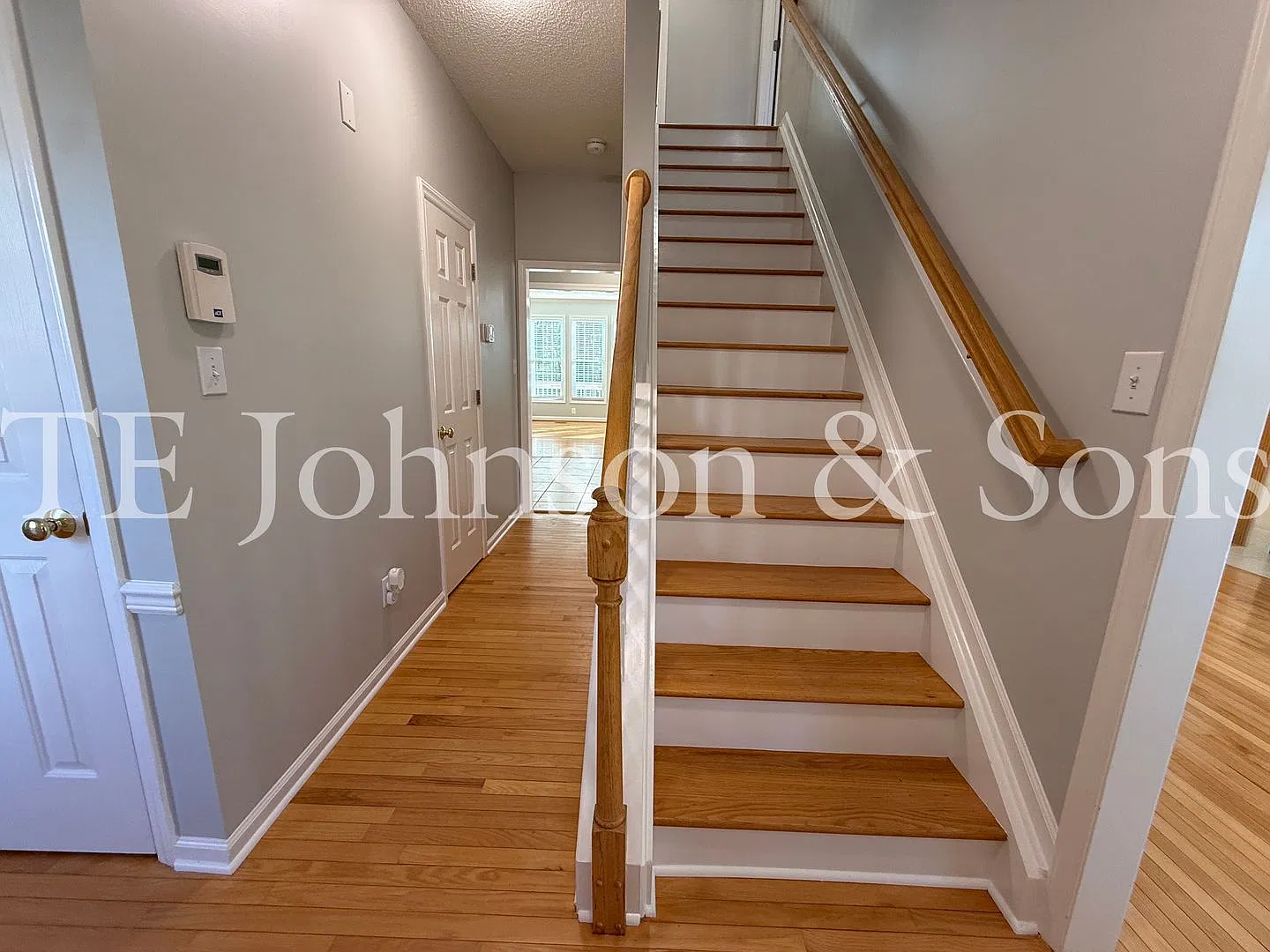 Spacious 4-Bedroom Home with Multiple Living Areas and Fenced Backyard! — Photo 3