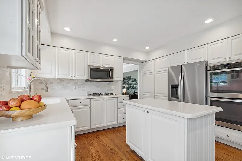 Thumbnail 13