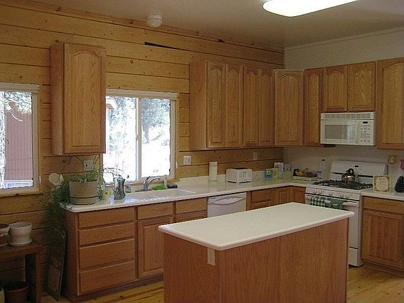 Spacious kitchen