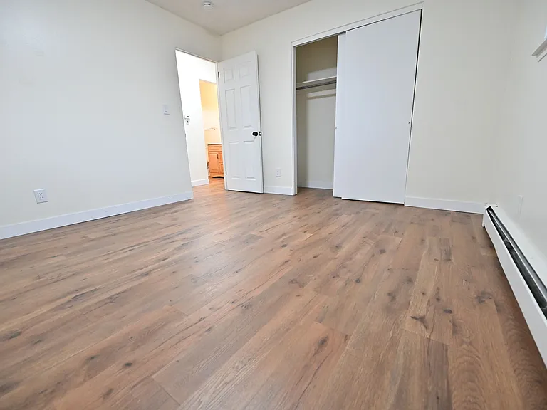1074 Cedar Way #201 — Photo 7