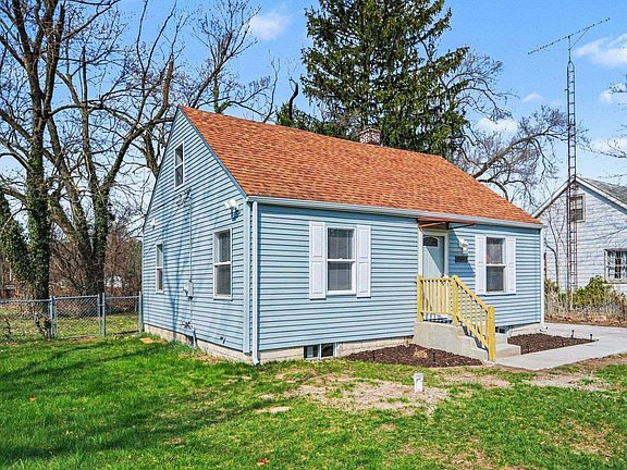 4th image of 55849 Mayflower Rd