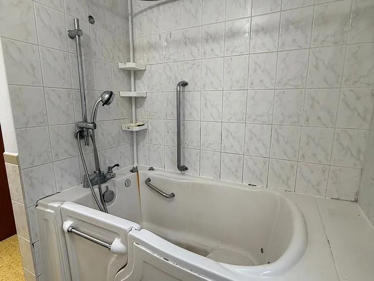 3 Romar Cres — Photo 36