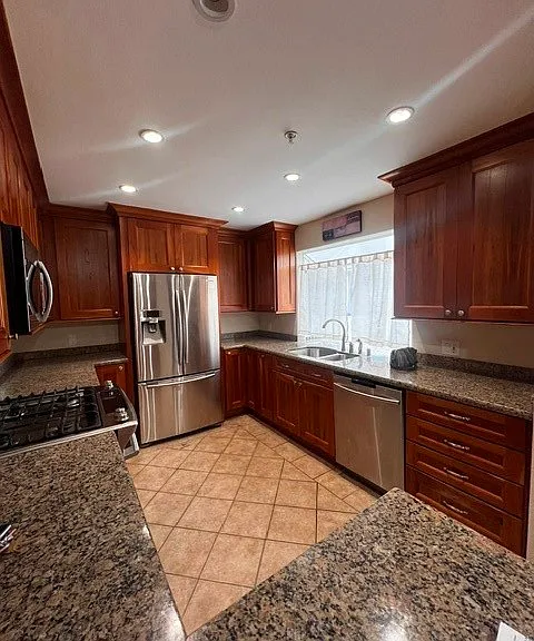 301 Diamond St #B — Photo 12