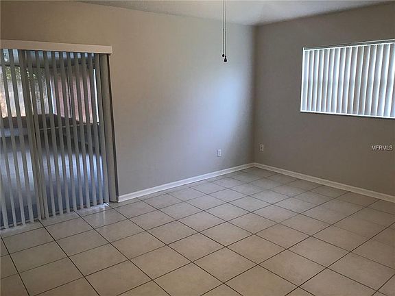 3rd image of 1773 Santee Ave