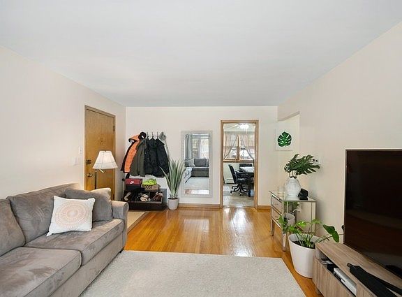 4th image of 4955 N Mango Ave #205