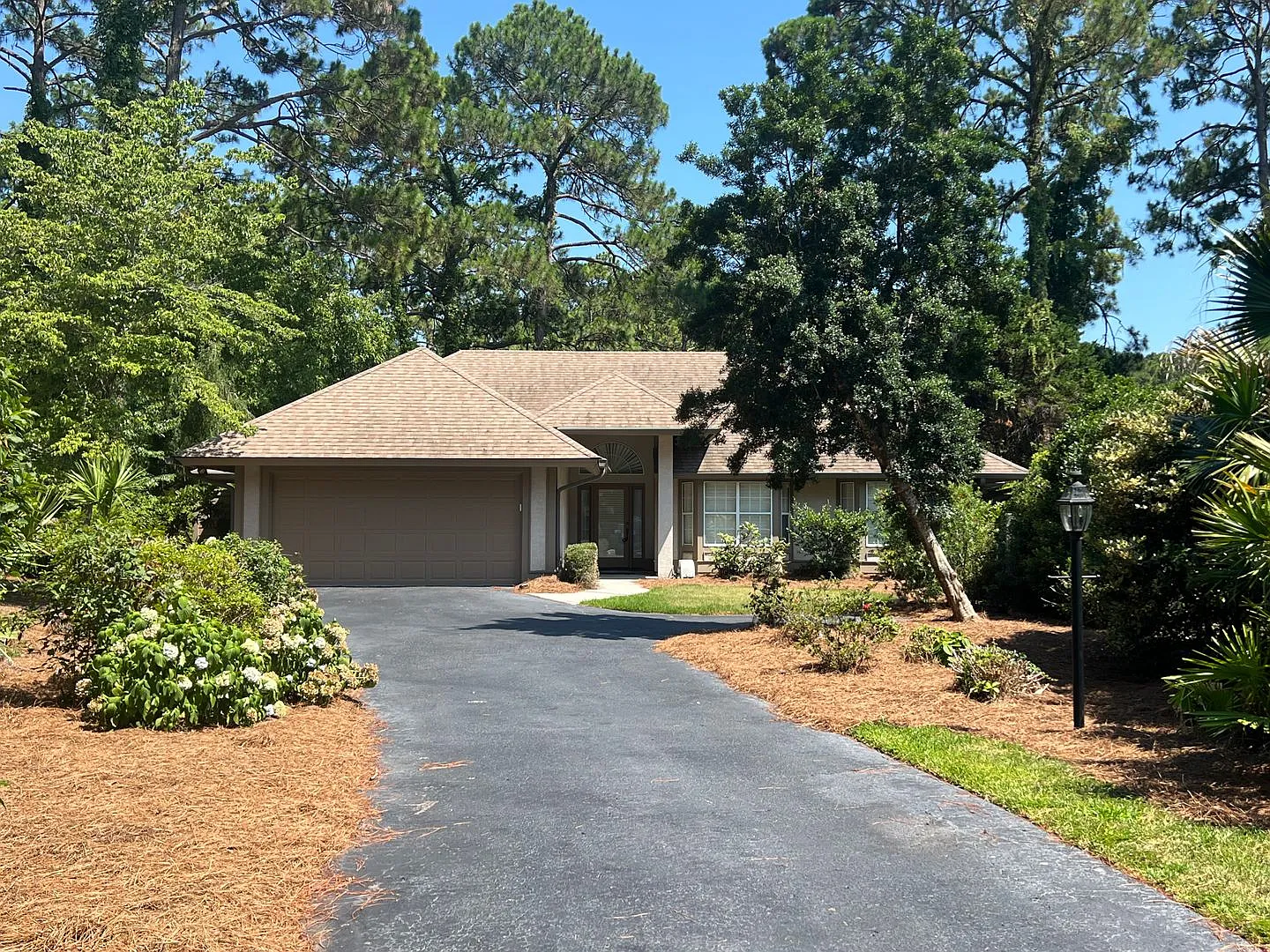 Beautiful One-Level Home in HHP- The Rookery! — Photo 3