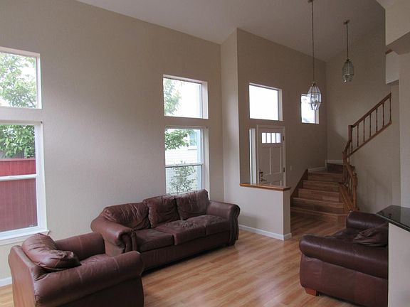 3rd image of 34417 Maybird Cir