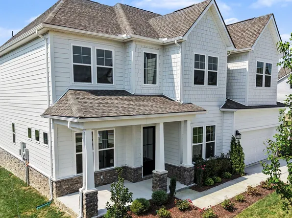 1724 Shallow Creek Dr, Spring Hill, TN 37174
