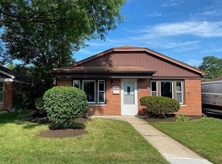 11729 S Meadow Lane Dr, Merrionette Park, IL