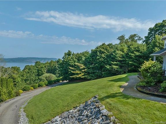 4th image of 38 Appleby Dr