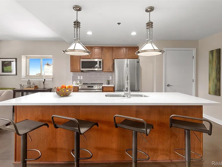 525 W Lafayette Blvd #21B — Photo 10