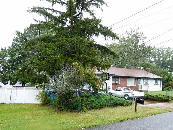 2nd image of 1156 Dove St