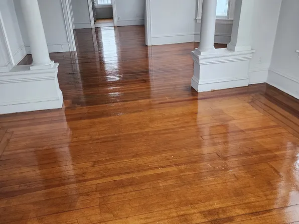 1097-1097 S Main St Floor 3, Fall River, MA 02720