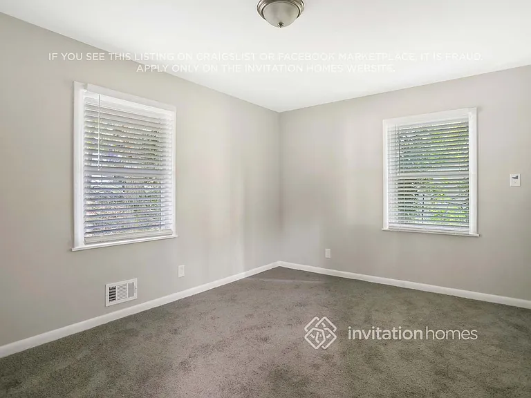 142 Learner Ct SE — Photo 17
