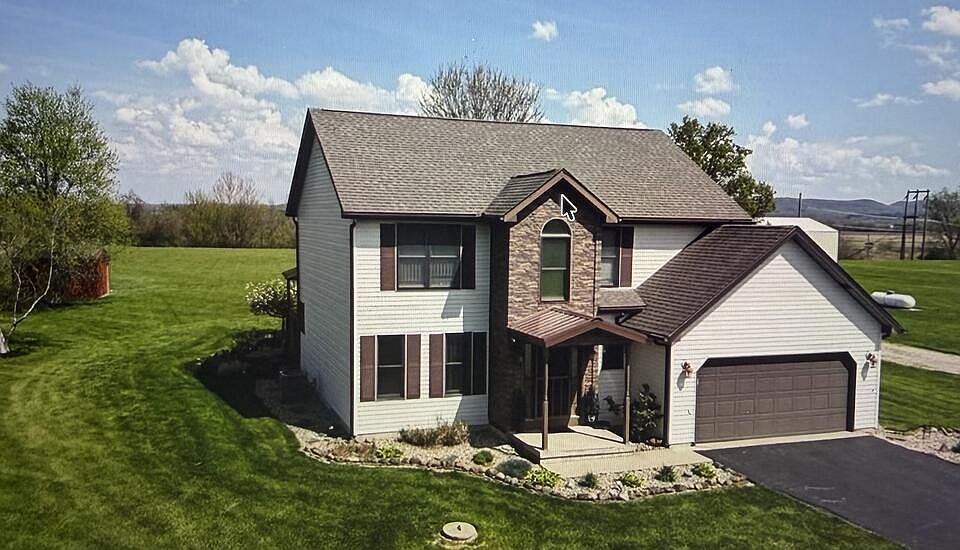 1st image of 820 Lowery Ln