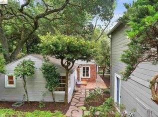 6012 Thornhill Dr, Oakland, CA 94611