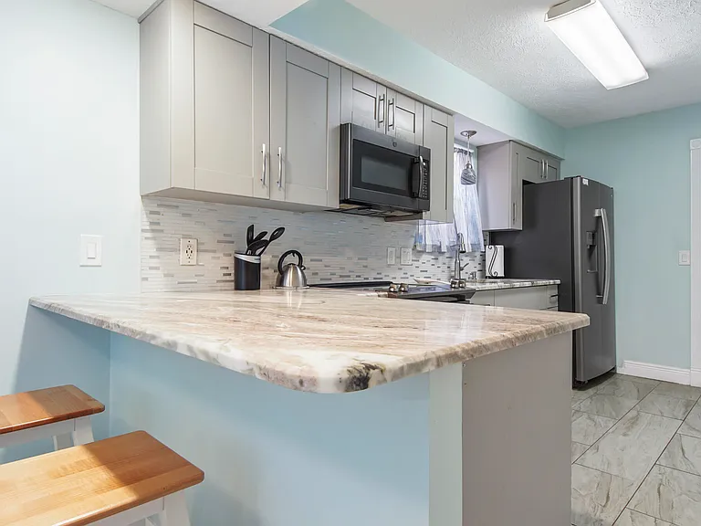3415 W 19th St #6 — Photo 13