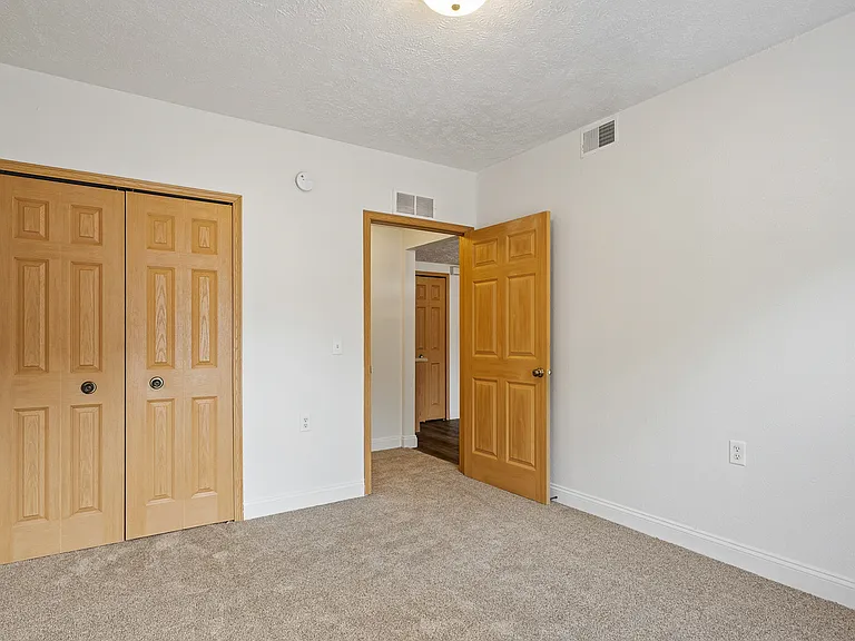 Fieldstone Apartments — Photo 44