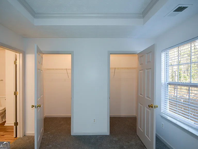 5460 Hampton Ct — Photo 30