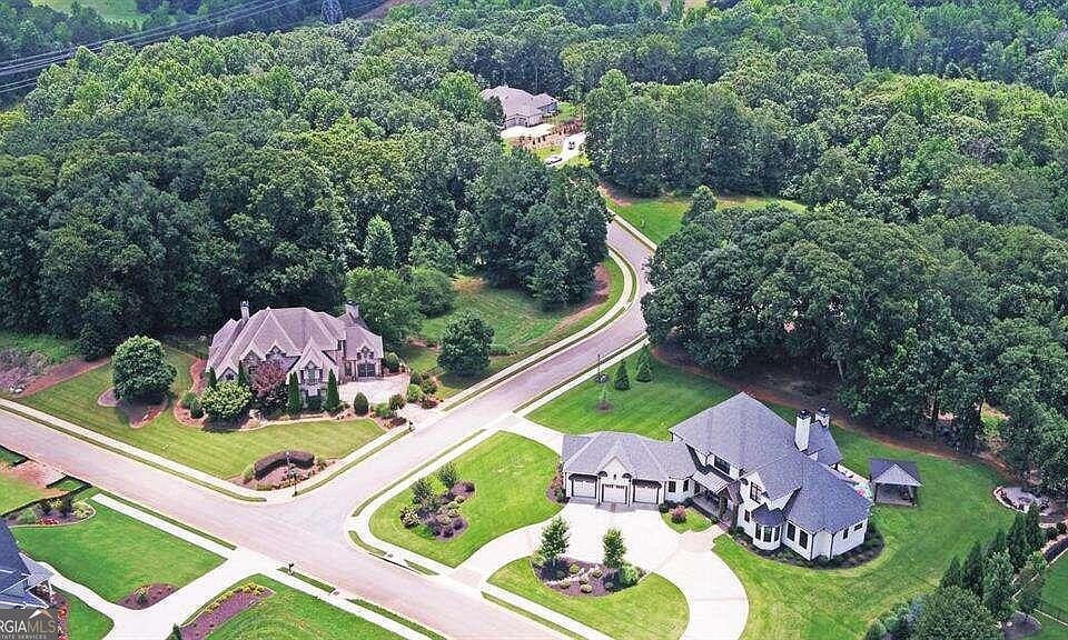 2nd image of 5420 Planting Field Ln