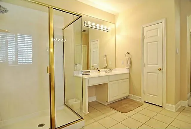 Master bath
