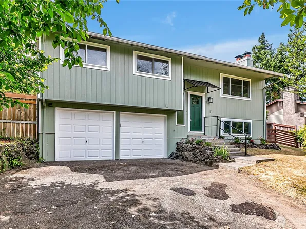 46 Ira Light Street, Steilacoom, WA 98388