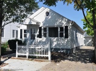 68 Wealth Ave, Providence, RI 02908