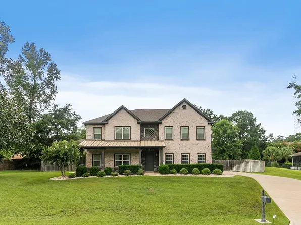 205 Cypressglade Ln, Midland City, AL 36350