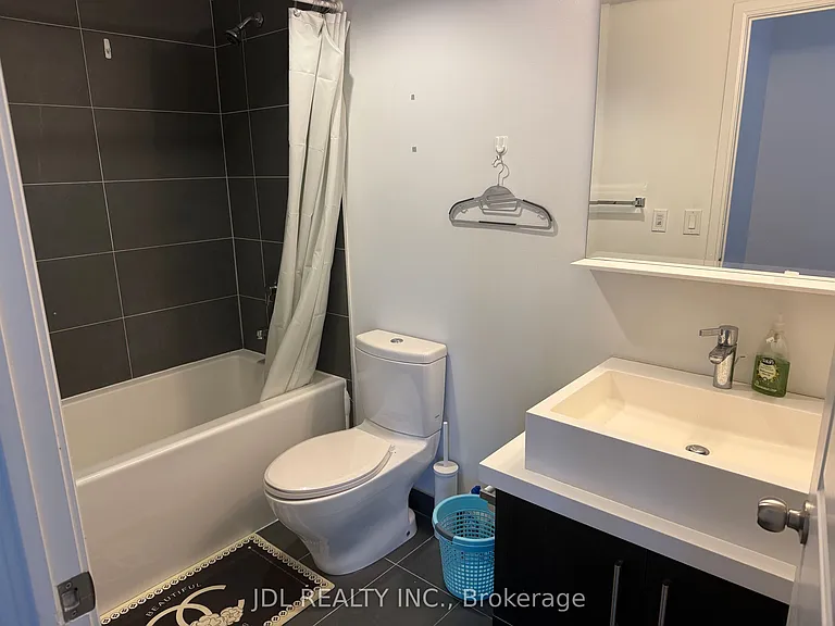 1080 Bay St #3311 — Photo 10