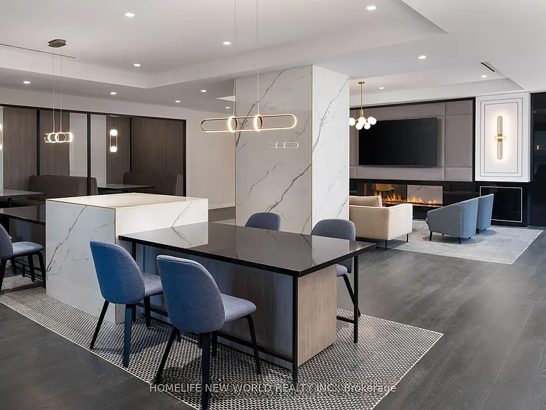 8 Wellesley St W #5303 — Photo 35