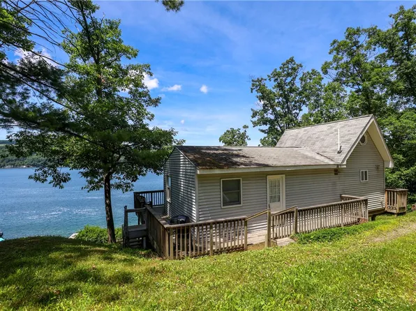 10980 E Lake Rd, Hammondsport, NY 14840
