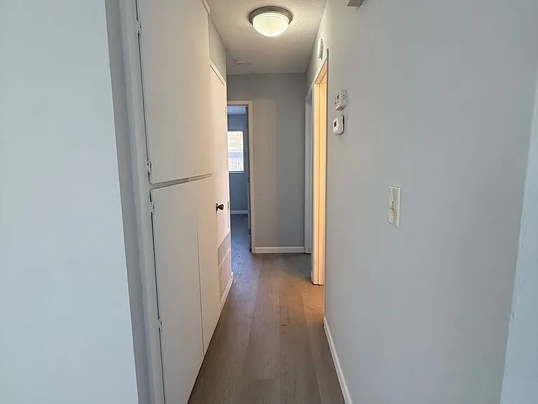 322 Pecan St — Photo 15