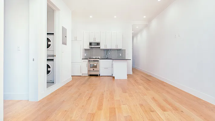 Rented by Nooklyn NYC LLC | media 42