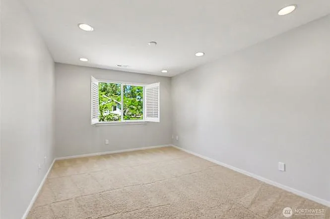 12223 NE 109th Way — Photo 21