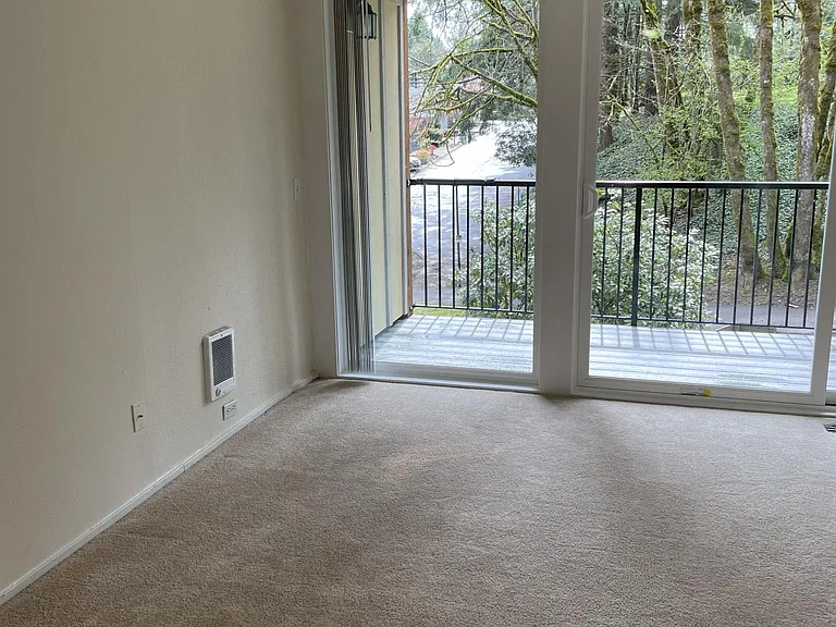 100 Kerr Pkwy #26 — Photo 3