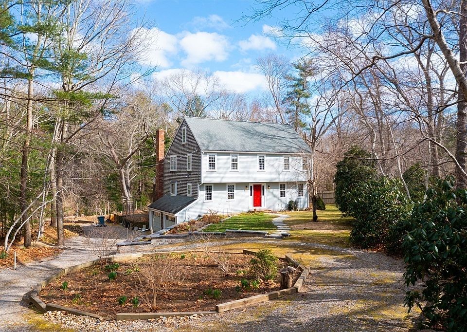 1st image of 70 Bayberry Ln