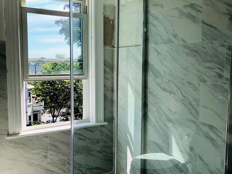 Glass shower