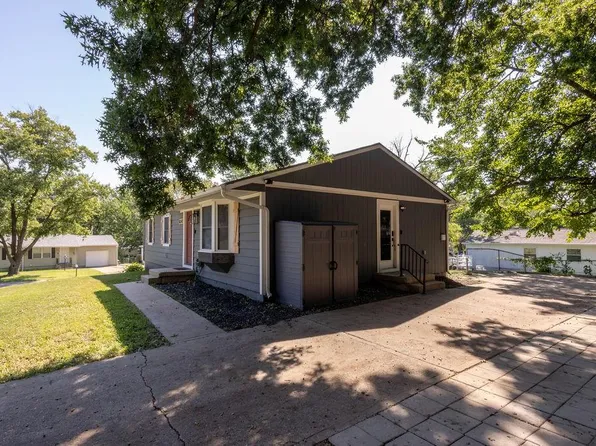 8347 Elizabeth Ave, Kansas City, KS 66112
