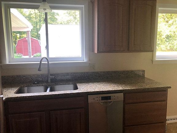 New cupboards w/slides