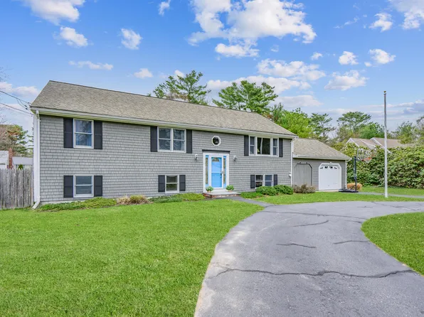 153 Hickory Hill Circle, Osterville, MA 02655