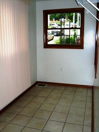 1st image of 450 N Pennsylvania Ave