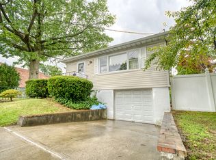 314 Dickie Ave, Staten Island, NY 10314