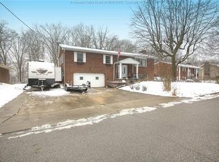 270 Pine Cir, Dunbar, WV 25064