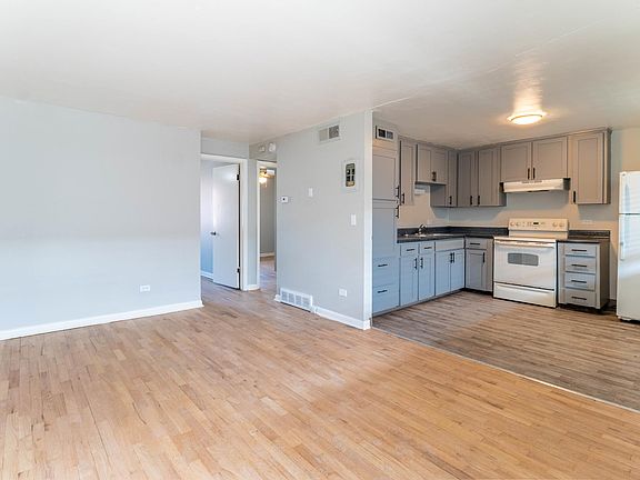 2nd image of 1415 Kingston St #16037899